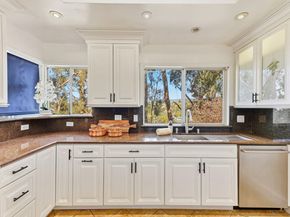 866 Alma Place, Oakland CA 94610