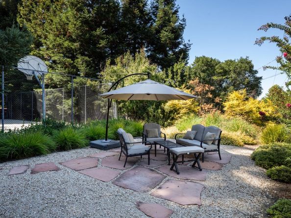 13456 Mandoli Drive, Los Altos Hills CA 94022