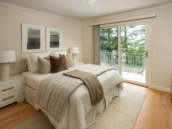 13456 Mandoli Drive, Los Altos Hills CA 94022