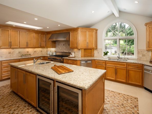 13456 Mandoli Drive, Los Altos Hills CA 94022