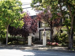 445 Oak Grove Avenue 4, Menlo Park CA 94025