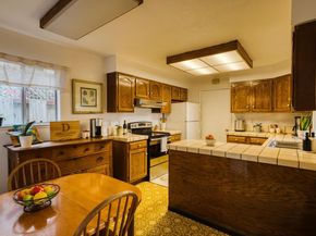 498 Suncrest Way, Watsonville CA 95076