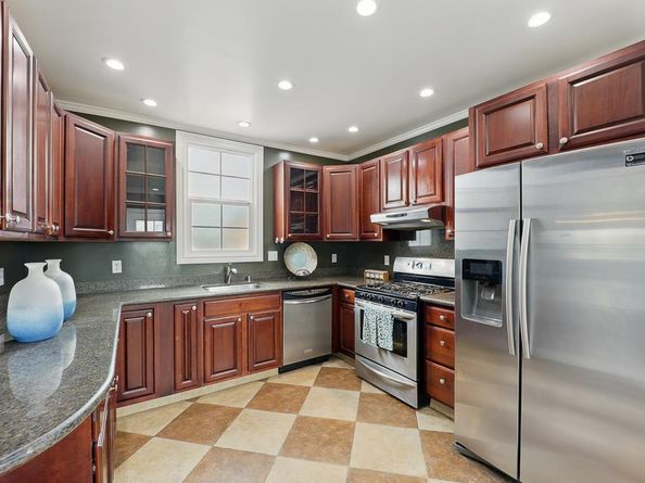 138 W Market Street, Daly City CA 94014