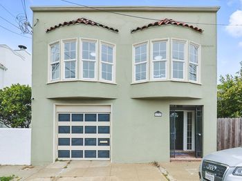 138 W Market Street