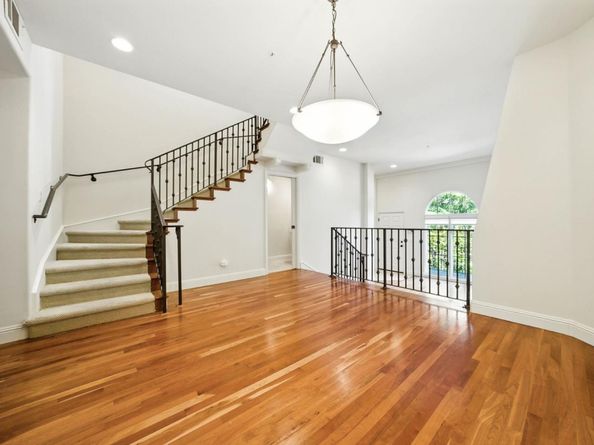 484 Gabilan Street, Los Altos CA 94022