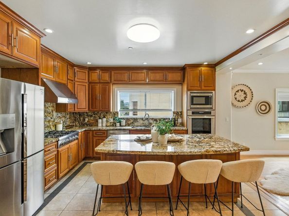 157 Station Avenue, Daly City CA 94014