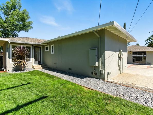 2020 Helena Way, Redwood City CA 94061
