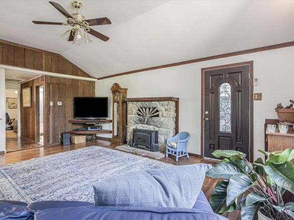 1045 Forest Way, Brookdale CA 95007