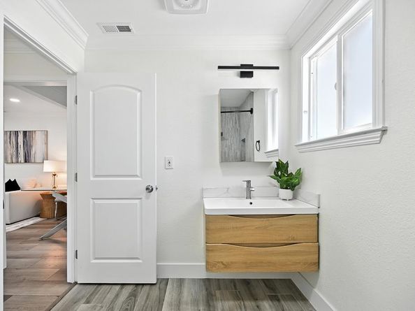 1504 York Avenue, San Mateo CA 94401