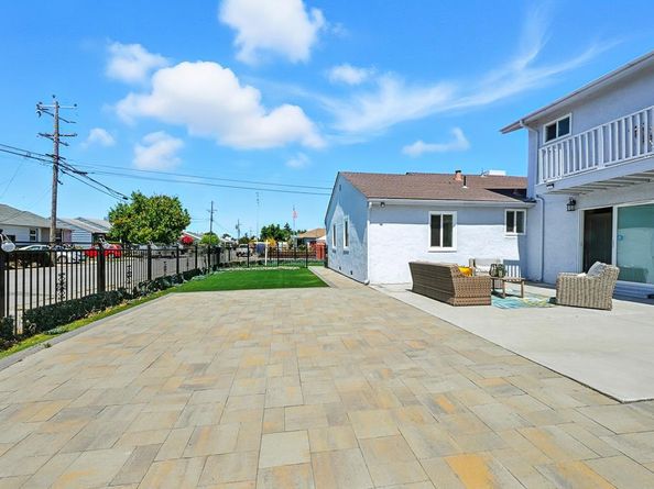 1504 York Avenue, San Mateo CA 94401