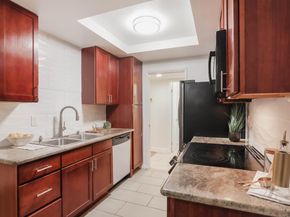 1318 B Street 106, Hayward CA 94541