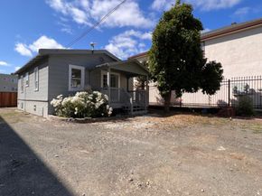1729 28th Avenue, Oakland CA 94601