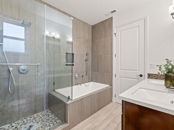 891 E Estates Drive, Cupertino CA 95014