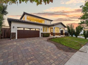 891 E Estates Drive