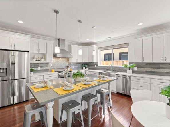 891 E Estates Drive, Cupertino CA 95014