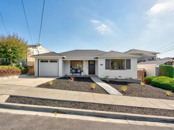 516 Maple Avenue