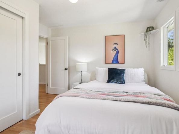 274 Princeton Road, Menlo Park CA 94025