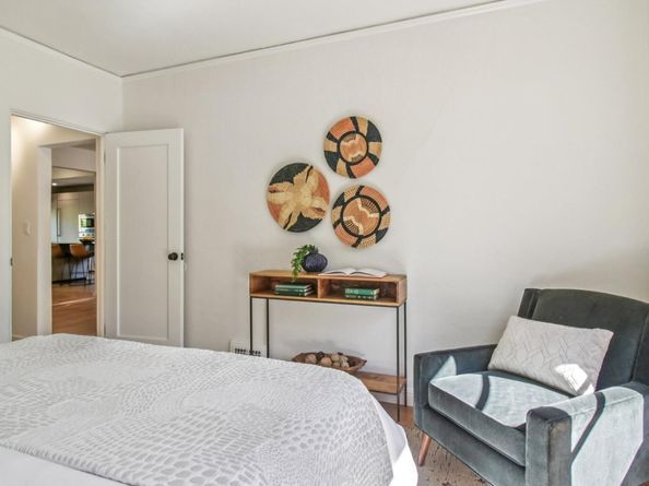 274 Princeton Road, Menlo Park CA 94025