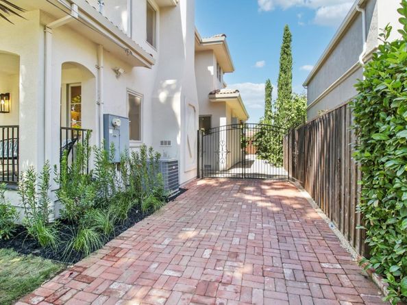 274 Princeton Road, Menlo Park CA 94025