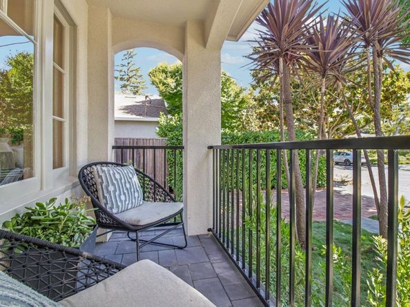 274 Princeton Road, Menlo Park CA 94025