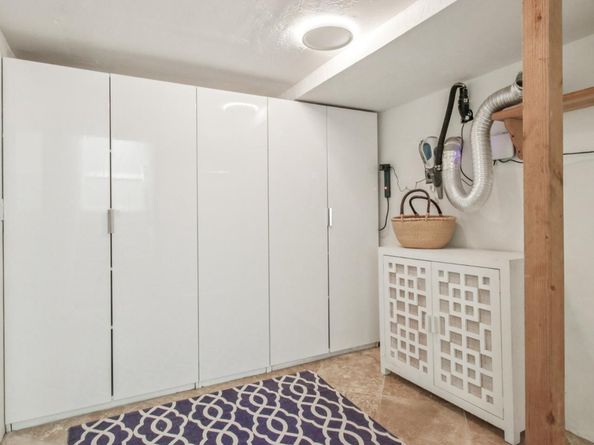 274 Princeton Road, Menlo Park CA 94025