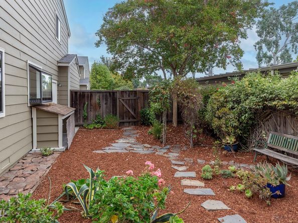 700 Chiquita Avenue 18, Mountain View CA 94041