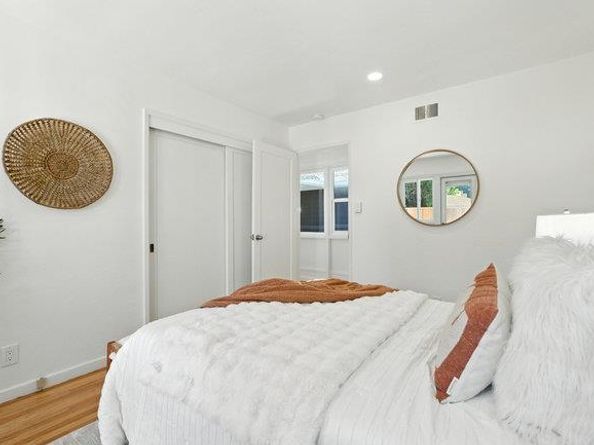 4244 Los Palos Place, Palo Alto CA 94306