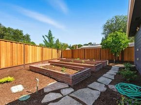 4244 Los Palos Place, Palo Alto CA 94306