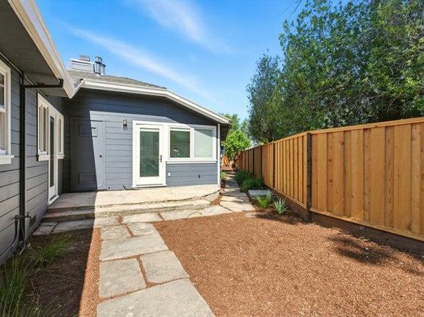 4244 Los Palos Place, Palo Alto CA 94306