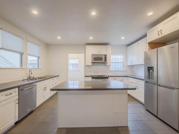4211 Martin Luther King Jr Way, Oakland CA 94609