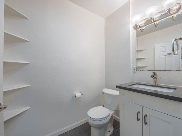 4211 Martin Luther King Jr Way, Oakland CA 94609