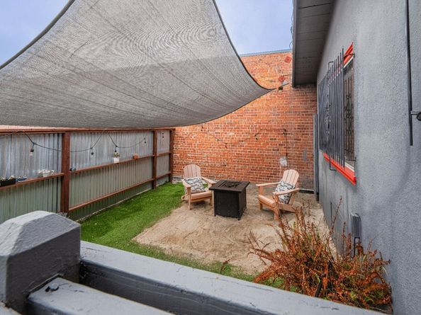 4211 Martin Luther King Jr Way, Oakland CA 94609