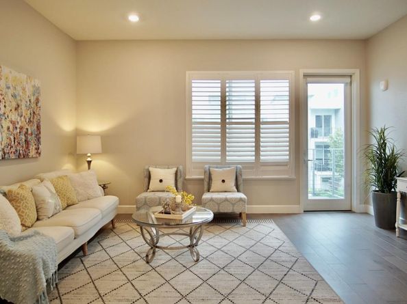 338 Llano De Los Robles Avenue 3, San Jose CA 95136