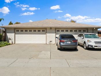 1115-1117 Topaz Avenue