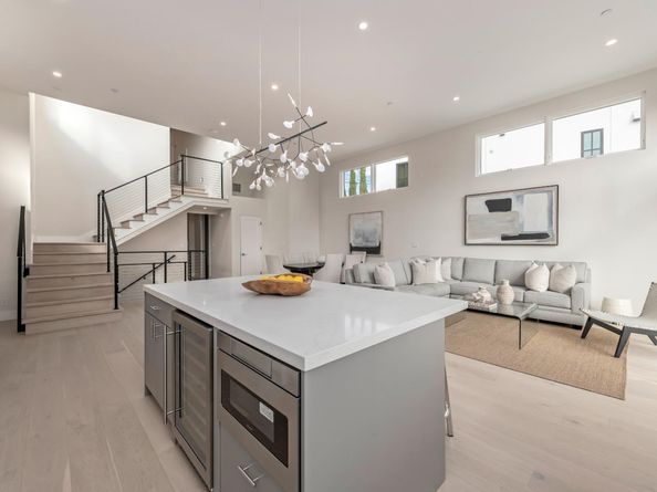 21 Highland Avenue, San Carlos CA 94070