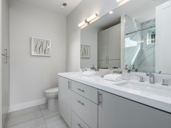 21 Highland Avenue, San Carlos CA 94070
