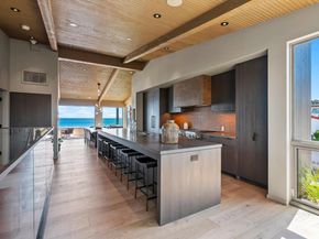 1122 W Cliff Drive, Santa Cruz CA 95060