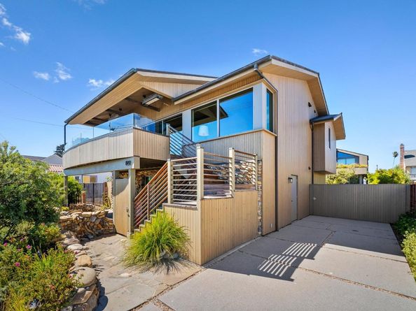 1122 W Cliff Drive, Santa Cruz CA 95060