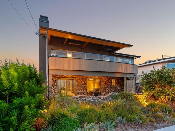 1122 W Cliff Drive, Santa Cruz CA 95060