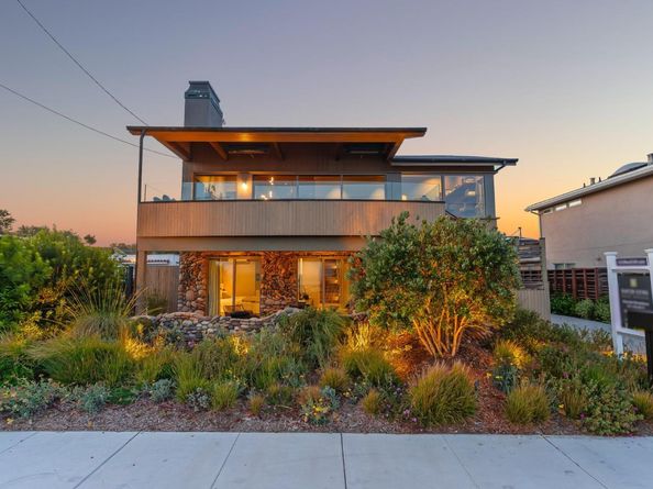 1122 W Cliff Drive, Santa Cruz CA 95060