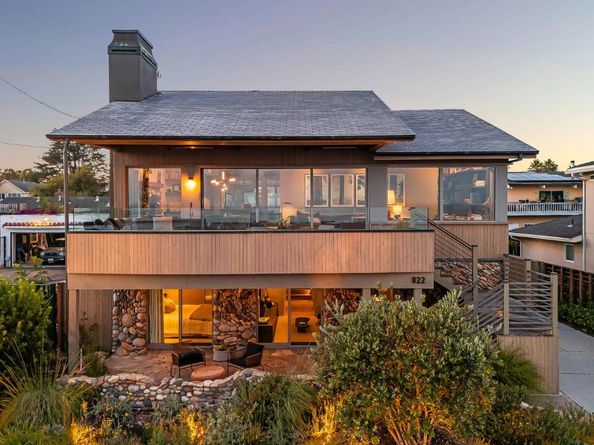 1122 W Cliff Drive, Santa Cruz CA 95060
