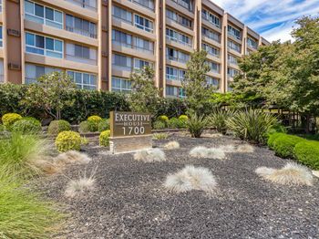 1700 Civic Center Drive