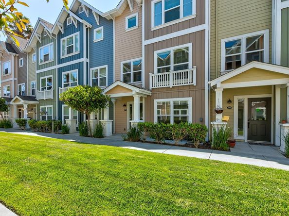 1908 Newbury Drive, Mountain View CA 94043