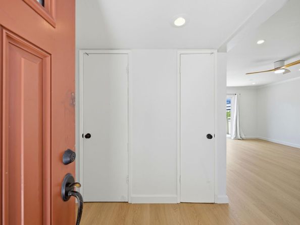 1214 Admiralty Lane, Foster City CA 94404