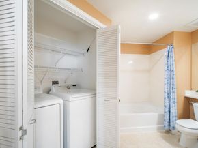 49002 Cinnamon Fern Common 402, Fremont CA 94539