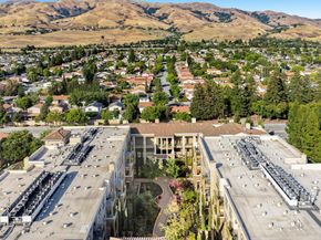 49002 Cinnamon Fern Common 402, Fremont CA 94539