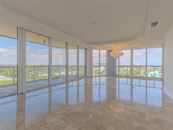 6051 N Ocean Dr 704, Hollywood FL 33019