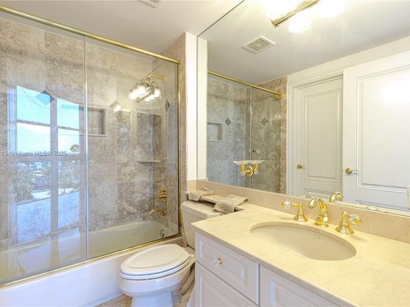 6051 N Ocean Dr 704, Hollywood FL 33019