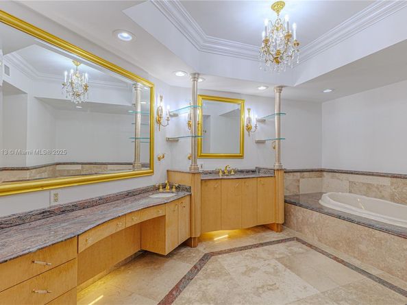 6051 N Ocean Dr 704, Hollywood FL 33019