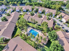 21248 Harbor Way 24324, Aventura FL 33180